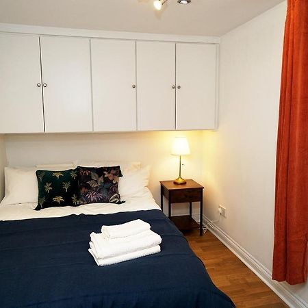 Cozy Retreat By Aresti Hotels Лондон Екстер'єр фото